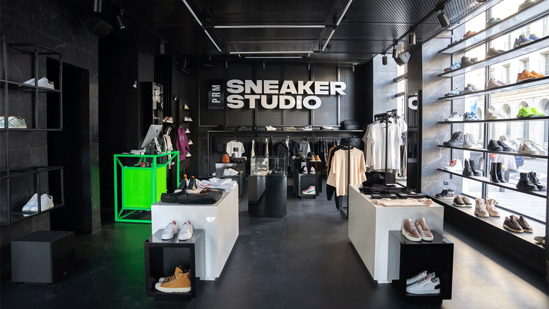 Η Answear εξαγοράζει τα brands Sneakerstudio και PRM